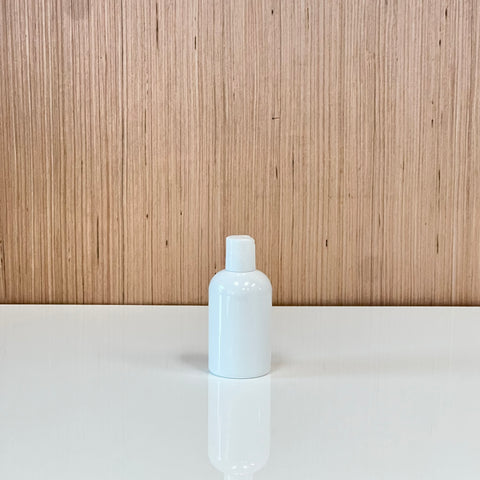 4 oz plastic shampoo white bottle